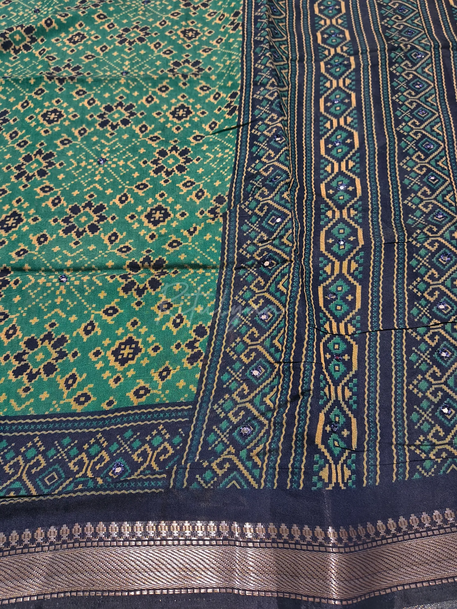 Patola Print Cotton Saree With Thin Zari Border view 4
