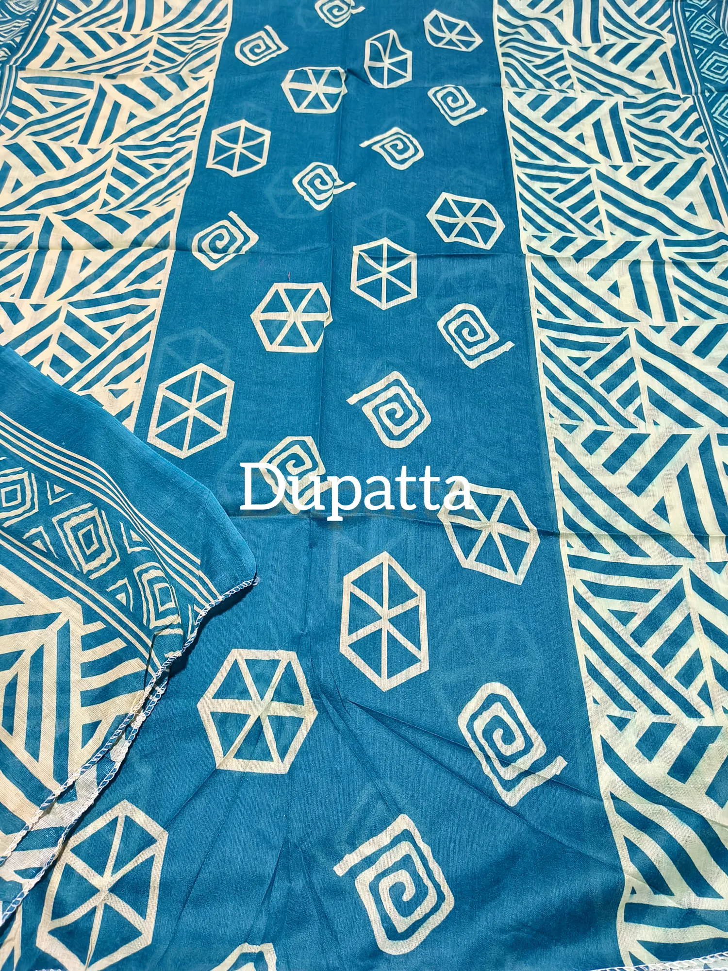 Printed Suit With Embroidery view 5
