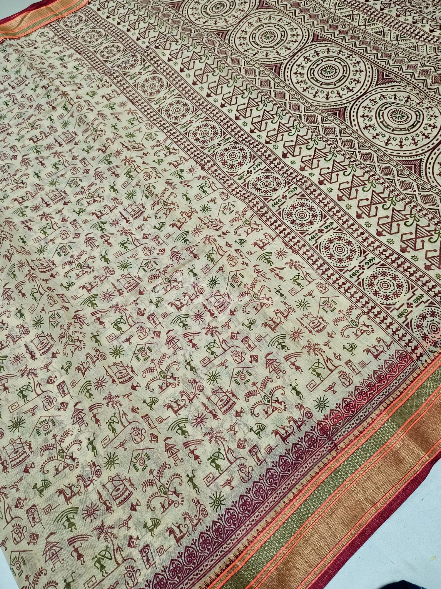 Worli Print Sarees With Contrast Maroon Border view 2