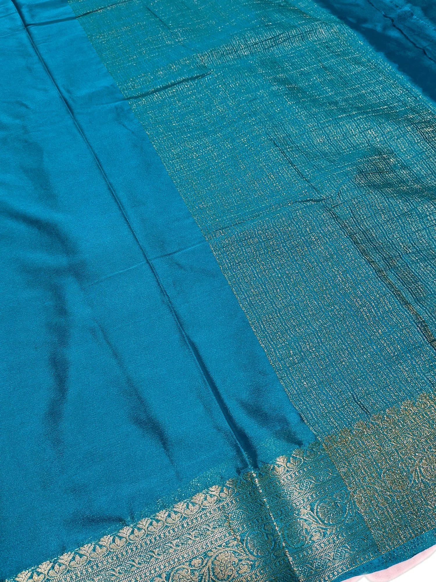 Plain Chinnon Crepe Saree with Golden Border view 11