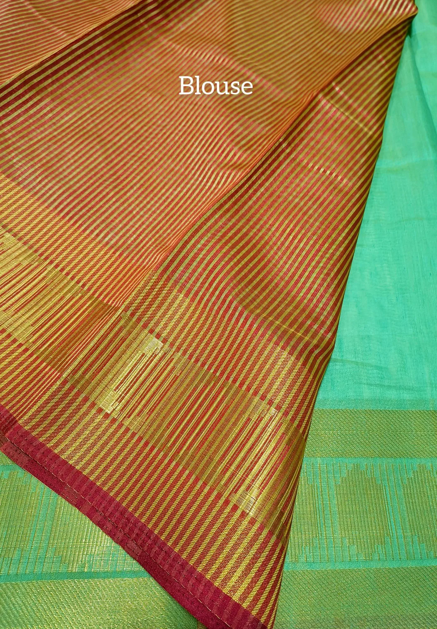 Cotton Saree With Contrast Zari Border view 4